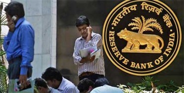 रिज़र्व बैंक ऑफ़ इंडिया ने फेस्टिव सीजन से पहले रेपो रेट को स्थिर रखने का फैसला लिया