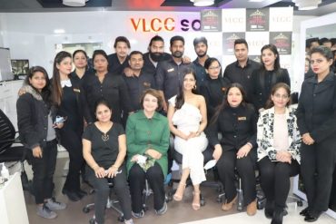 VLCC Femina Miss India Madhya Pradesh State Winner Rudrapriya Yadav visits their center