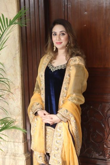 Famous Punjabi Singer Megha Chopra Spotted In Delhi for the promotions Of Her upcoming Song ” Lohri Aundi Lohri”