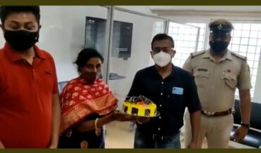 Missing women traced and reunited to family members by Amruthahalli police on Raksha Bandhan