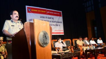 Bengaluru Police appeals citizens to abide by law and set tough rules for putting up pandals for Ganesha Chaturthi Bengaluru Police appeals citizens to abide by law and set tough rules for putting up pandals for Ganesha Chaturthi