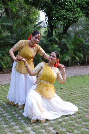 अंजना वेलफेयर सोसायटी के कलाकारो ने नृत्य प्रस्तुति देकर मनाया आजादी का अमृत महोत्सव।