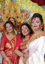 Know why Bengali married women play Sindoor Khela on Vijayadashami, Durga Puja