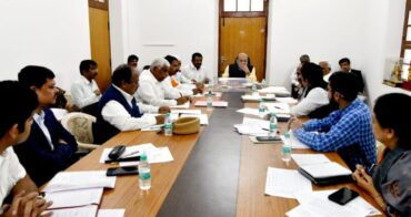 CM Bommai holds a meeting on problems of weavers