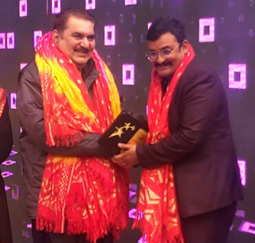 Vipin Gaur honored with the most prestigious Delhi Star Award