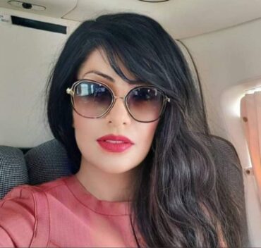 Simran Ahuja: A Fashionista, A Diva Beyond Bounds,