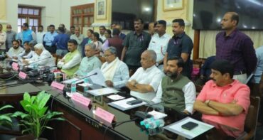 Followed state’s tradition,didn’t use officers for politics:CM clarifies,JDS and BJP members are frustrated: CM Siddaramaiah