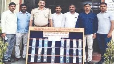 Three member gang of muggers targetting food delivery executives and rob their phones arrested by Sudduguntepalya police recovered 25 Stolen mobile phones worth Rs.3.7 Lakhs