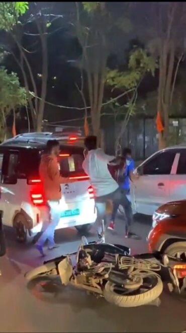 Road Rage : cab driver arrested by HAL police for assaulting a bike rider over road rage at Kundalahalli gate