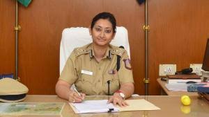 couple and his two relatives arrested by pavagada police for assaulting senior journalist publicly with slippers and humiliated for carrying a news report against them