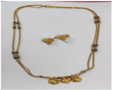 Civil Engineer turned thief arrested by Kadugodi police recovered stolen property worth Rs.5.8 Lakhs Civil Engineer turned thief arrested by Kadugodi police recovered stolen property worth Rs.5.8 Lakhs