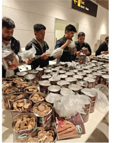 NCB Bengaluru Seizes Drugs Worth Rs.50 Crore Trafficked From Colombo;Trio including Srilankan National Held At Bengaluru Airport