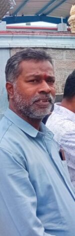 Man commited Suicide by jumping infront of moving train After suffering financial loss in Share market