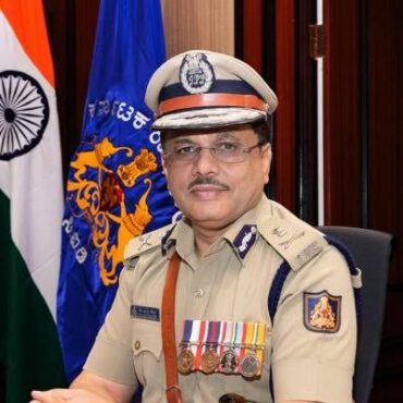 Karnataka Police Chief Dr.M A Saleem abolishes colonial-era orderly system involving non-policing duties