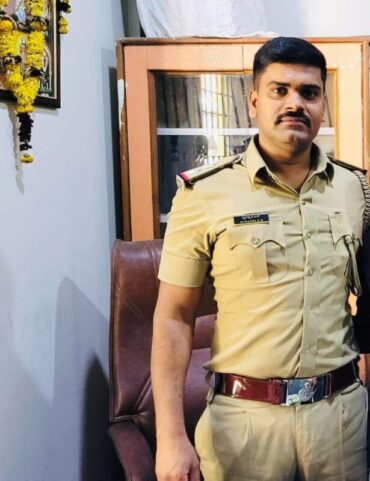 Bengaluru PSI accused of dowry harassment,assault; wife approaches DG-IGP, arrested by Kengeri police Bengaluru PSI accused of dowry harassment,assault; wife approaches DG-IGP, arrested by Kengeri police