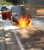 Car Catches Fire Near Bengaluru Police Commissioner’s Office;No Casualties