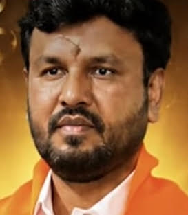 BJP party worker Killed as Range Rover Rams Gas Tanker Near Devanahalli; Three Injured
